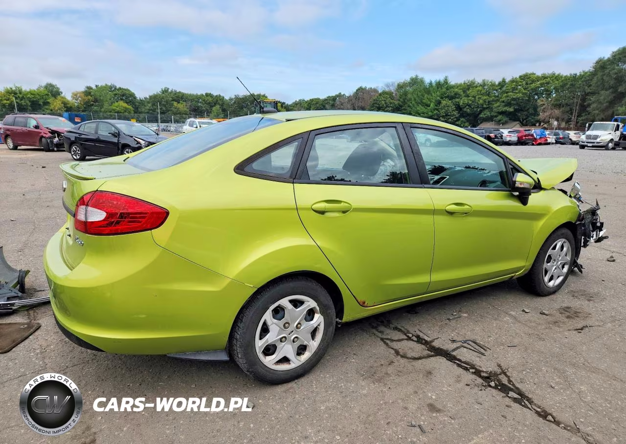 2013 Ford Fiesta Se VIN:3FADP4BJ1DM156082 - 3