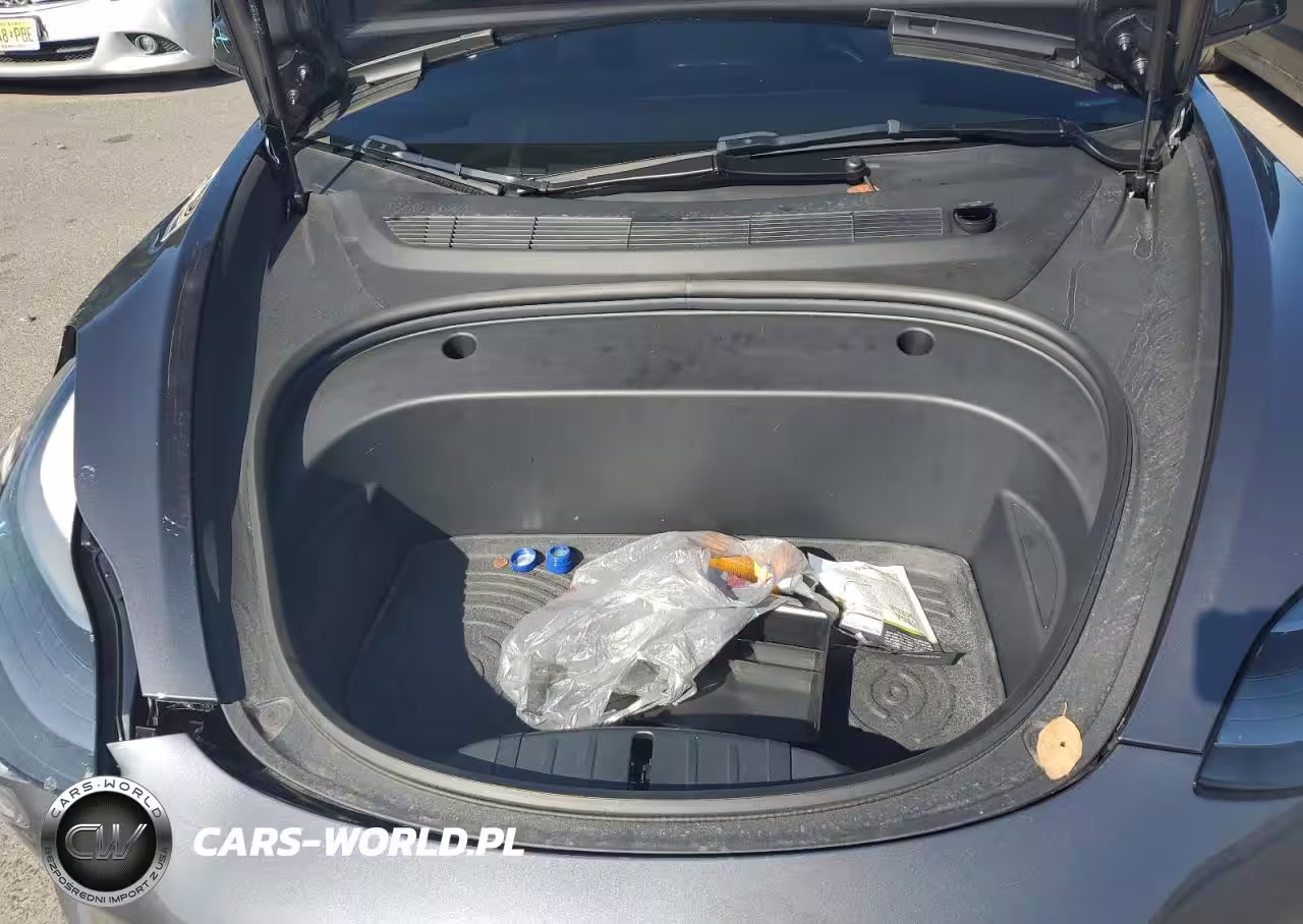 2023 Tesla Model 3 VIN:5YJ3E1EA8PF570751 - 11
