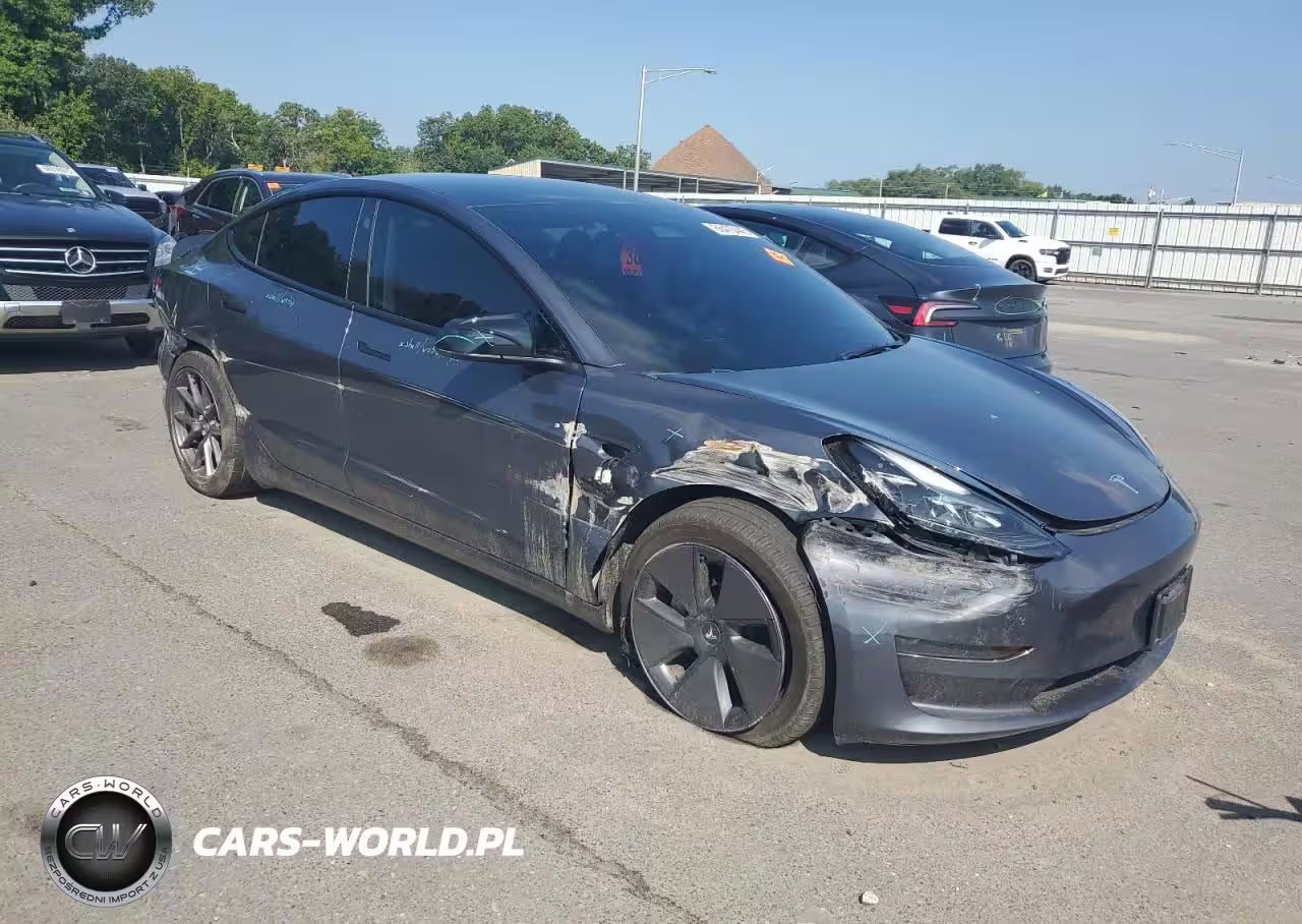 2023 Tesla Model 3 VIN:5YJ3E1EA8PF570751 - 4