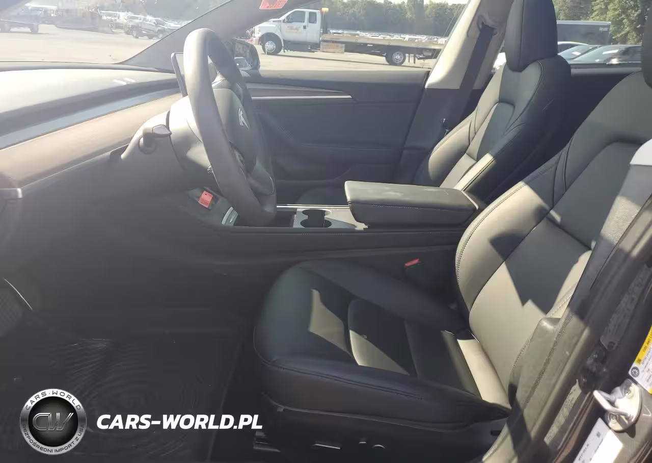 2023 Tesla Model 3 VIN:5YJ3E1EA8PF570751 - 7
