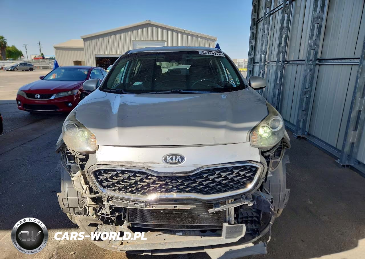 2020 Kia Sportage Lx VIN:KNDPM3AC1L7708329 - 5
