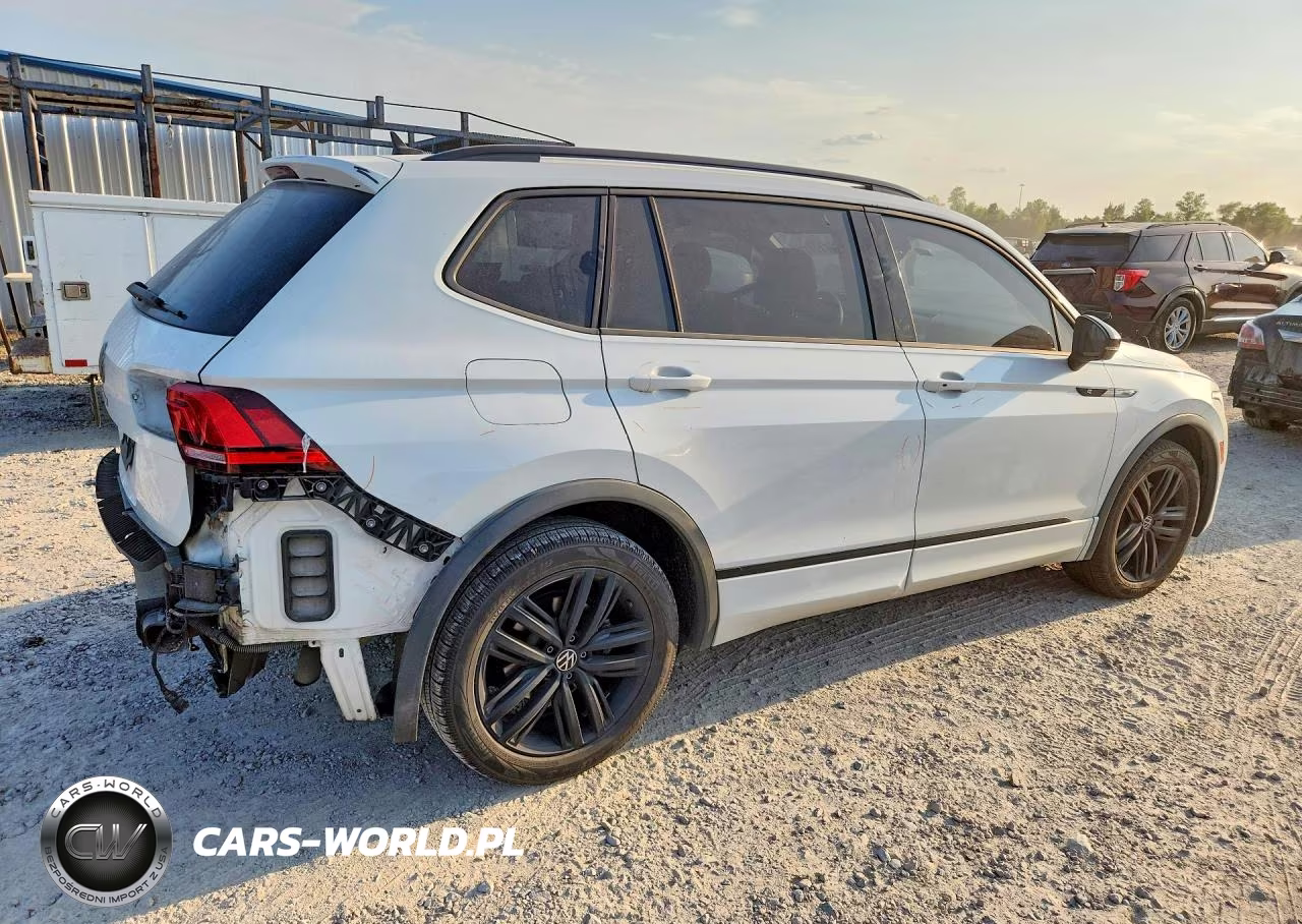 2022 Volkswagen Tiguan Se R-Line Black VIN:3VVCB7AX4NM006210 - 3