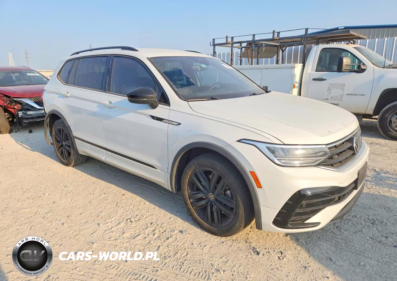2022 Volkswagen Tiguan Se R-Line Black VIN:3VVCB7AX4NM006210 - 4