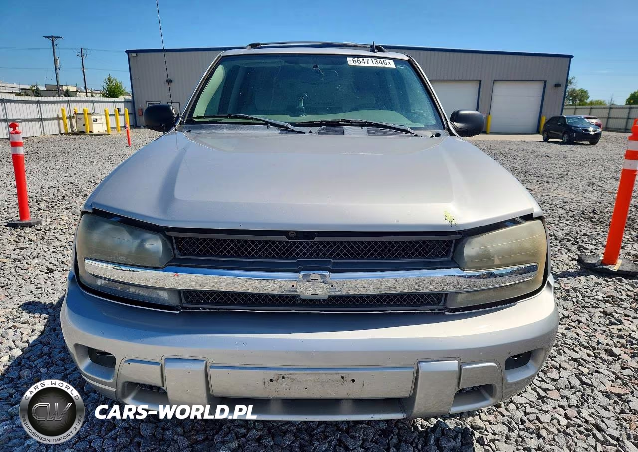 2007 Chevrolet Trailblazer Ls VIN:1GNDT13S272304884 - 5