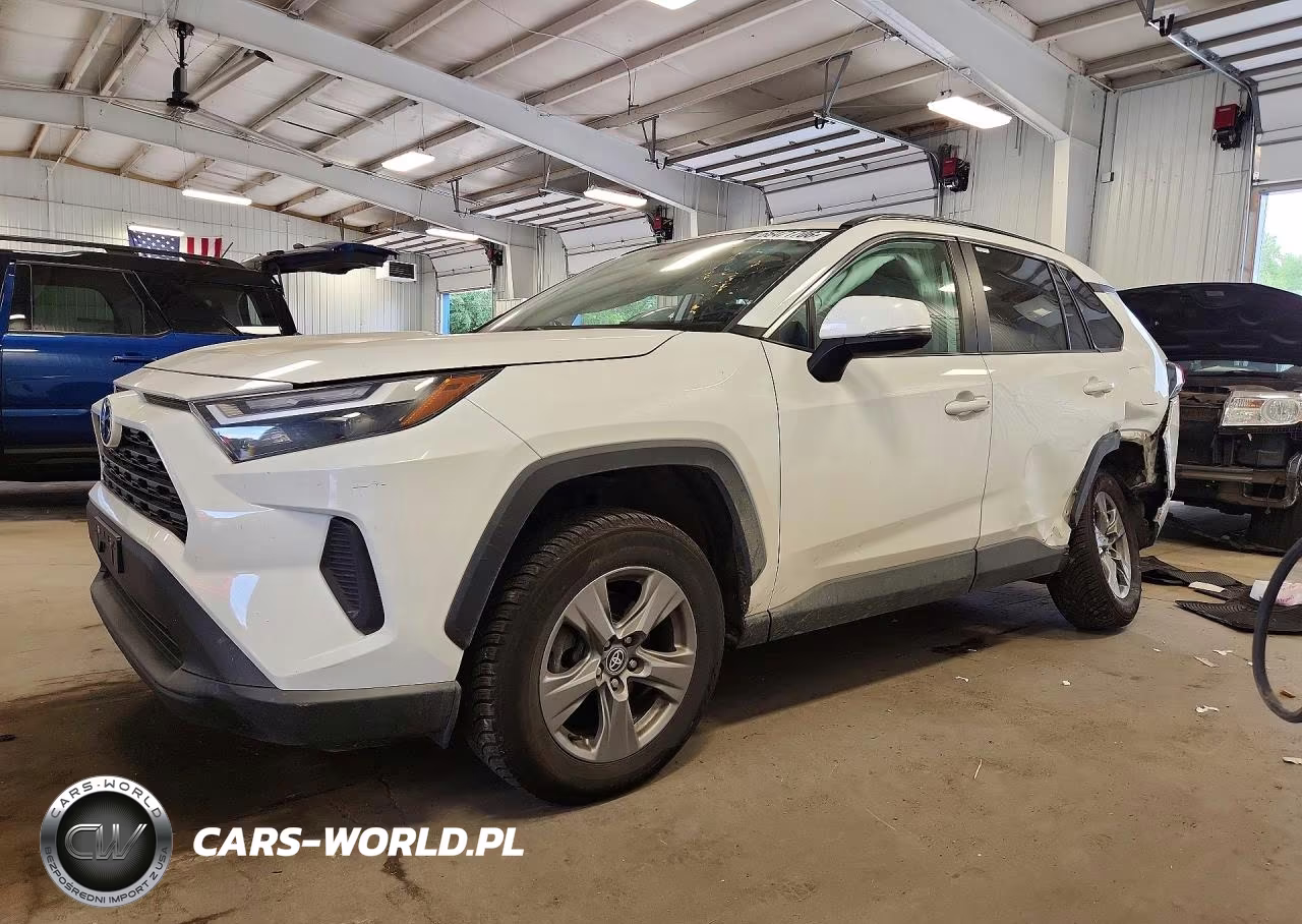 2022 Toyota Rav4 Xle – zdjęcie 1 z 13