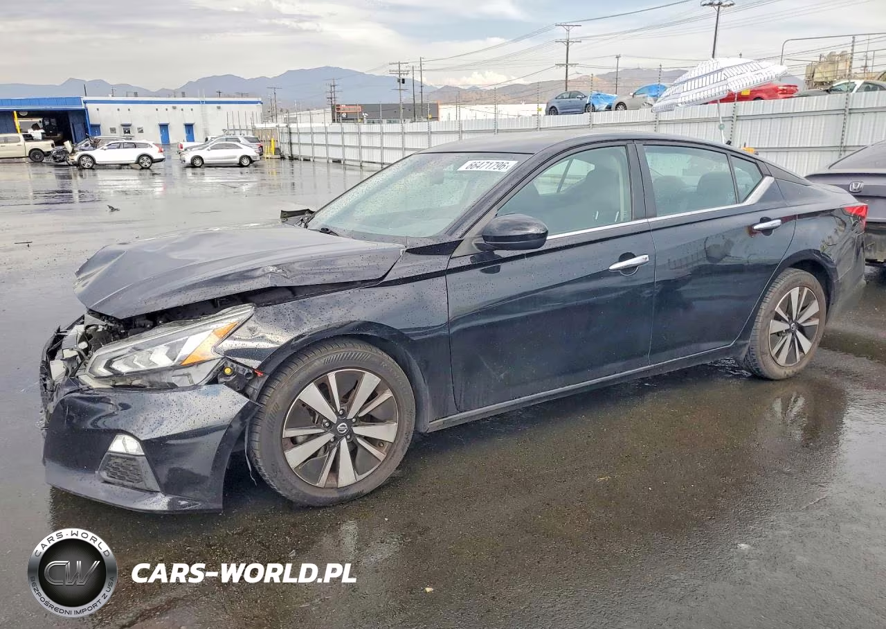 2022 Nissan Altima Sv