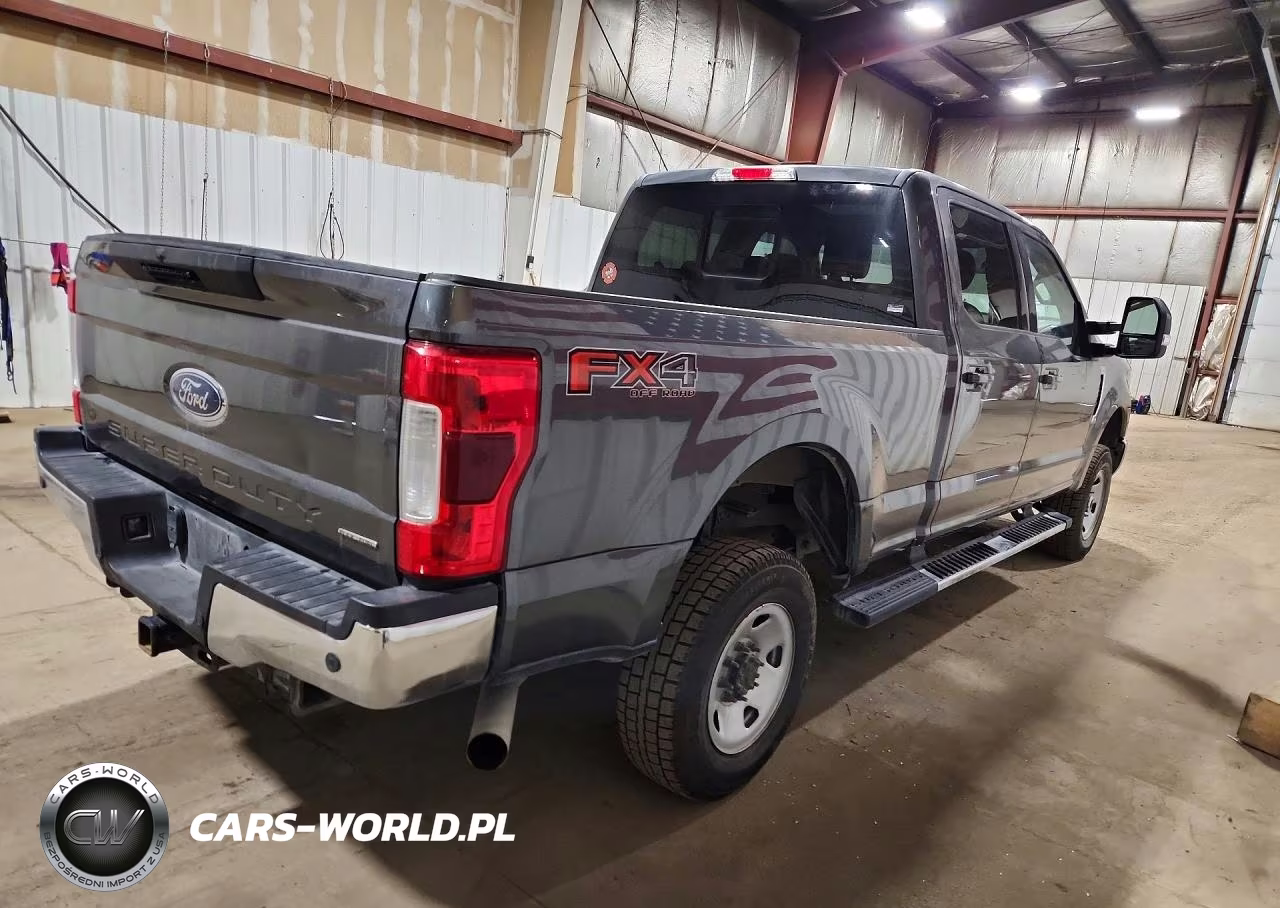 2017 Ford F250 Super Duty VIN:1FT7W2B67HEB59235 - 3