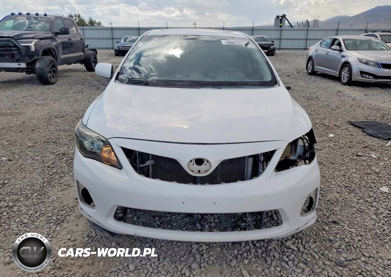 2012 Toyota Corolla S VIN:2T1BU4EE5CC819069 - 5
