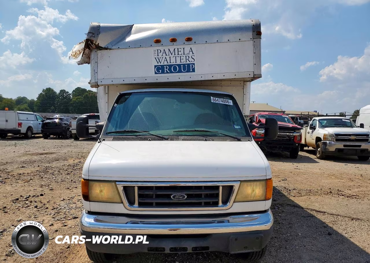 2005 Ford Econoline E350 Super Duty Cutaway Van VIN:1FDWE35L15HB13301 - 5