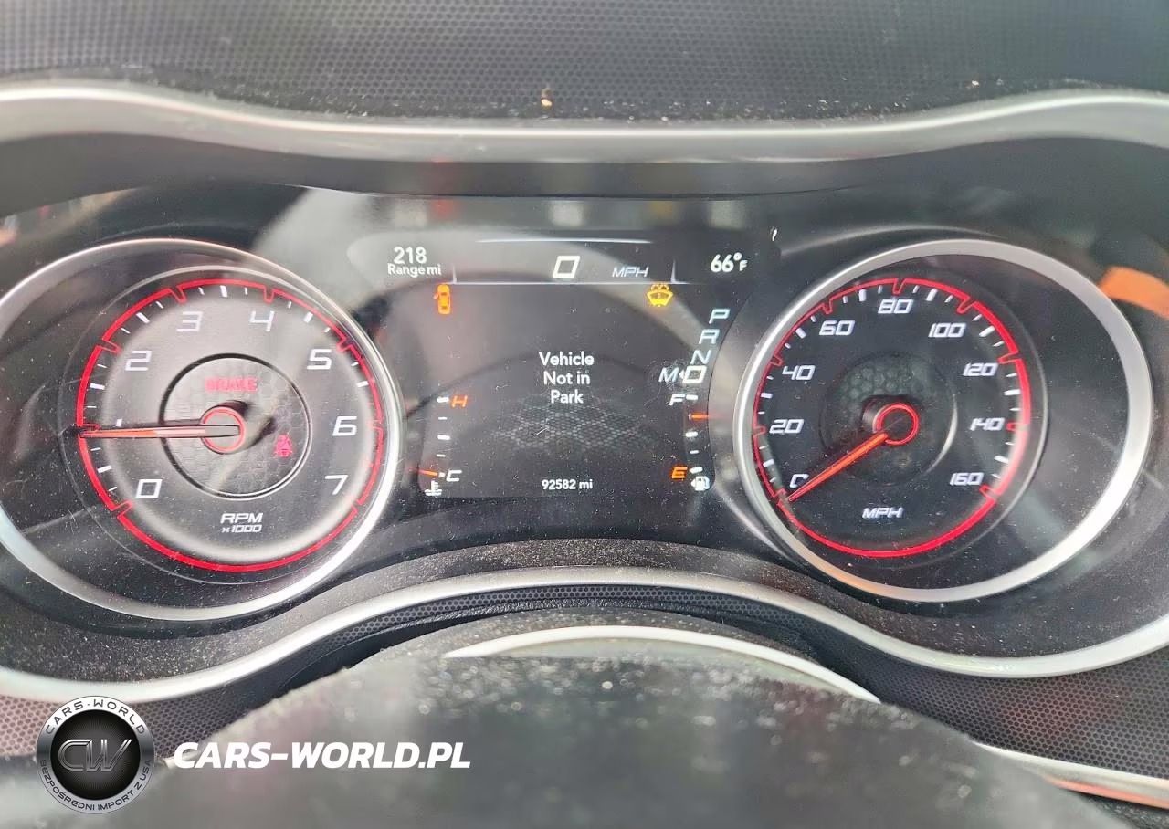 2018 Dodge Charger R-T VIN:2C3CDXCTXJH223518 - 9