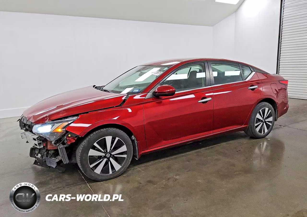 2022 Nissan Altima Sv