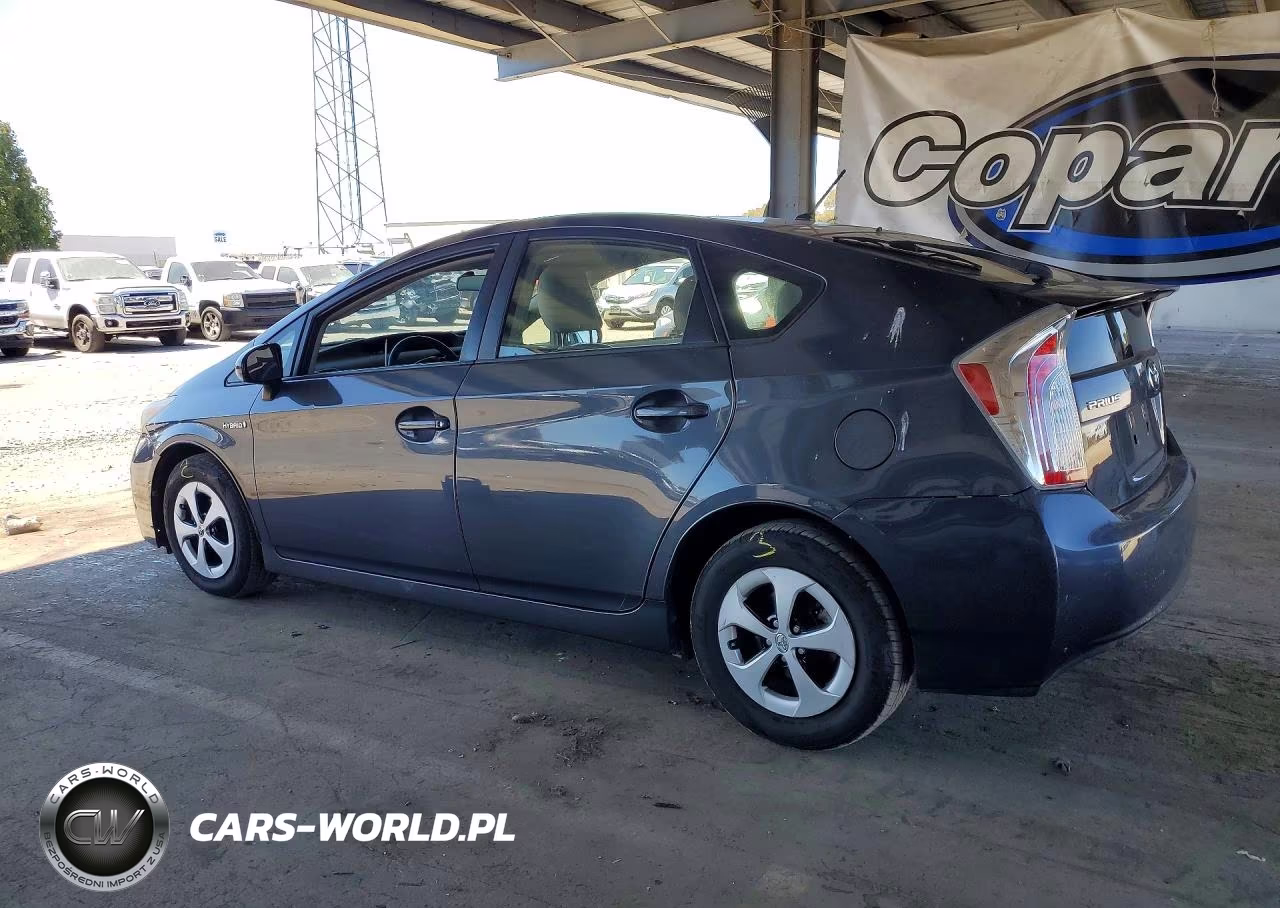 2013 Toyota Prius Two VIN:JTDKN3DU1D1623426 - 2