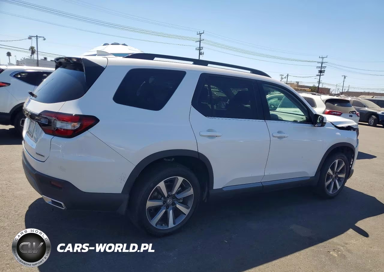 2025 Honda Pilot Touring VIN:5FNYG2H72SB015437 - 3