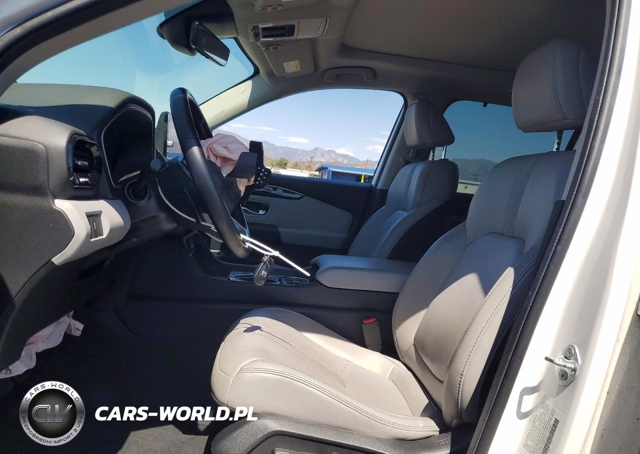 2025 Honda Pilot Touring VIN:5FNYG2H72SB015437 - 7