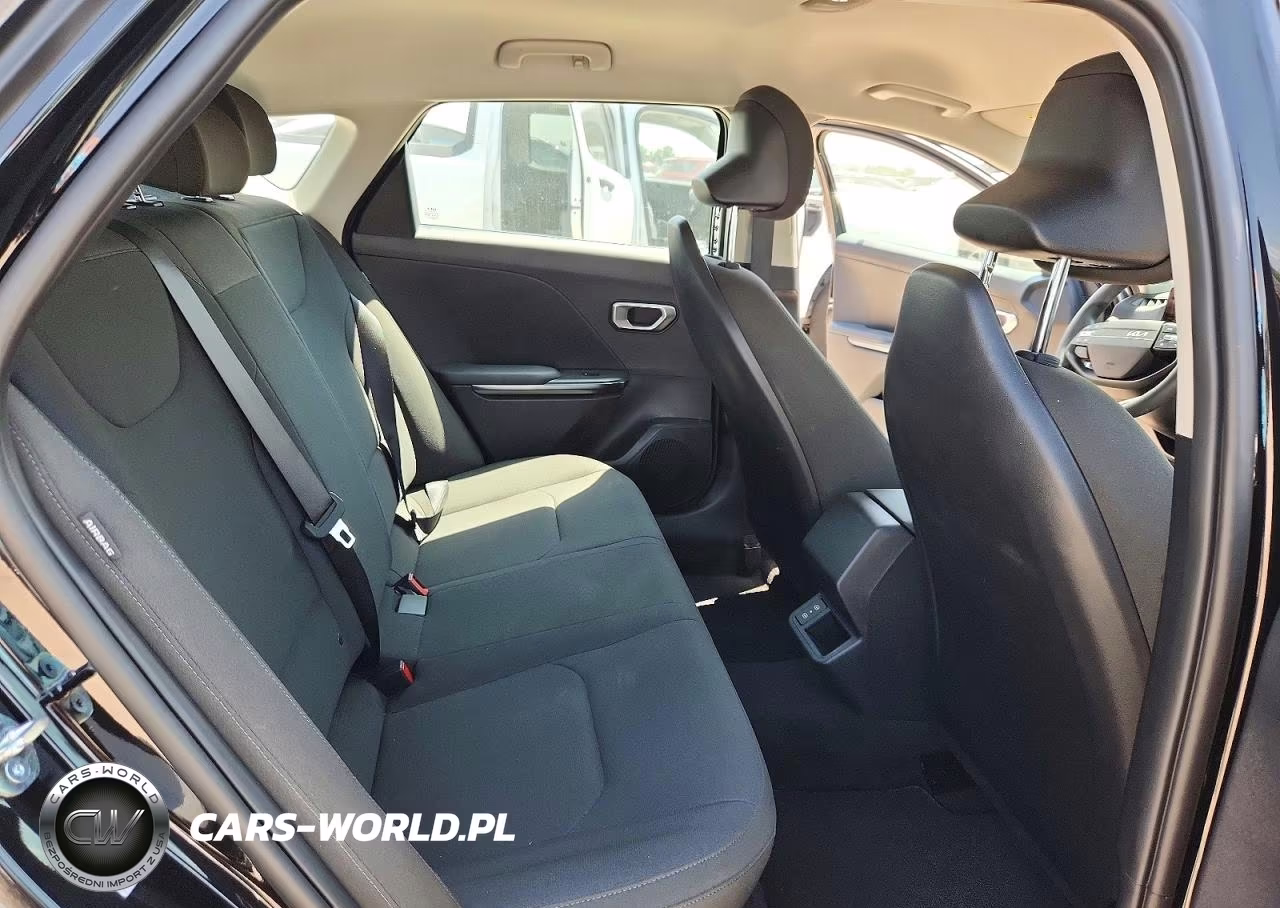 2026 Kia K4 Lxs VIN:3KPFT4DE6TE328887 - 10