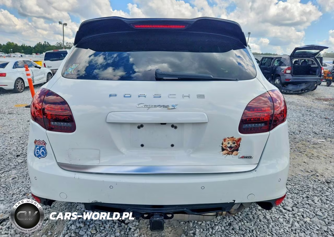 2012 Porsche Cayenne S VIN:WP1AB2A26CLA46086 - 6