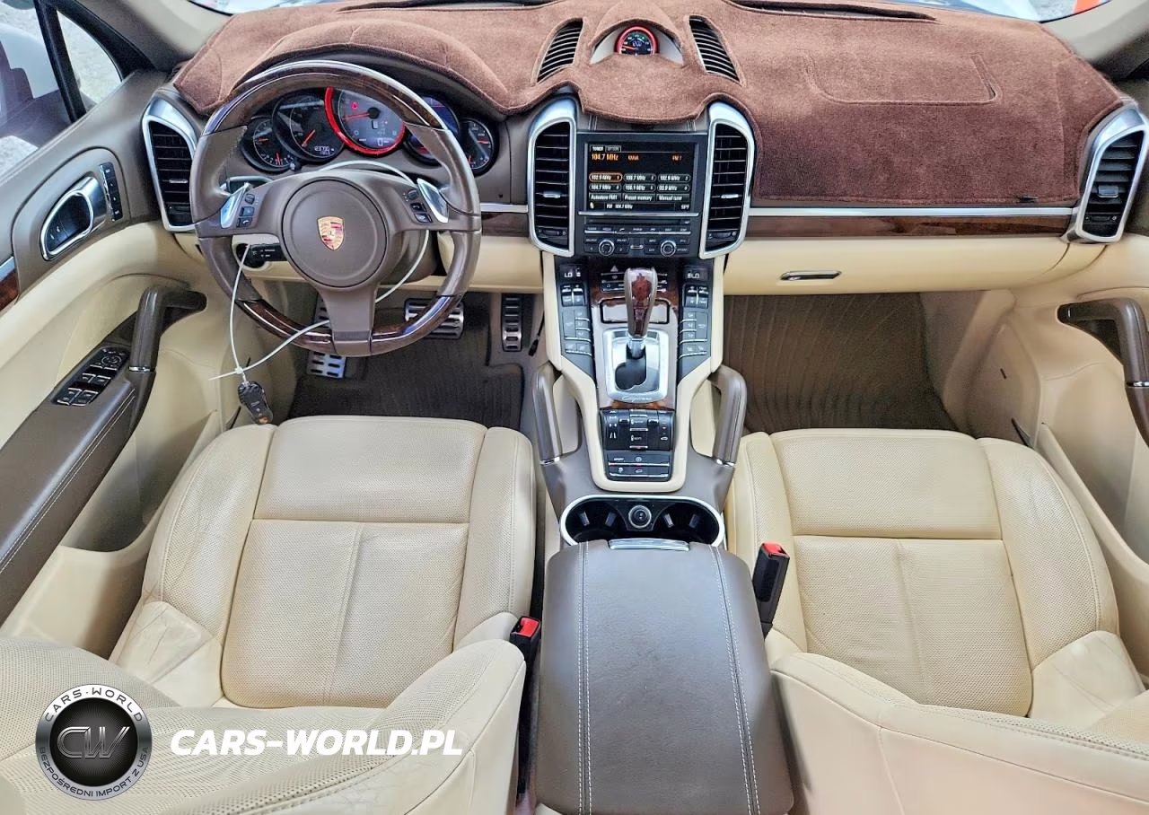 2012 Porsche Cayenne S VIN:WP1AB2A26CLA46086 - 8