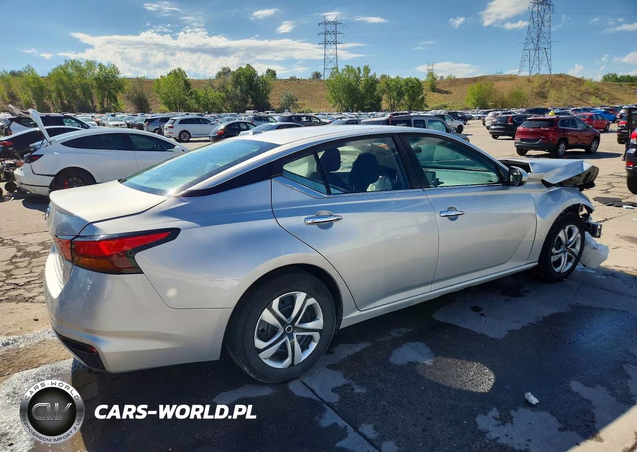 2020 Nissan Altima S VIN:1N4BL4BV7LC215786 - 3
