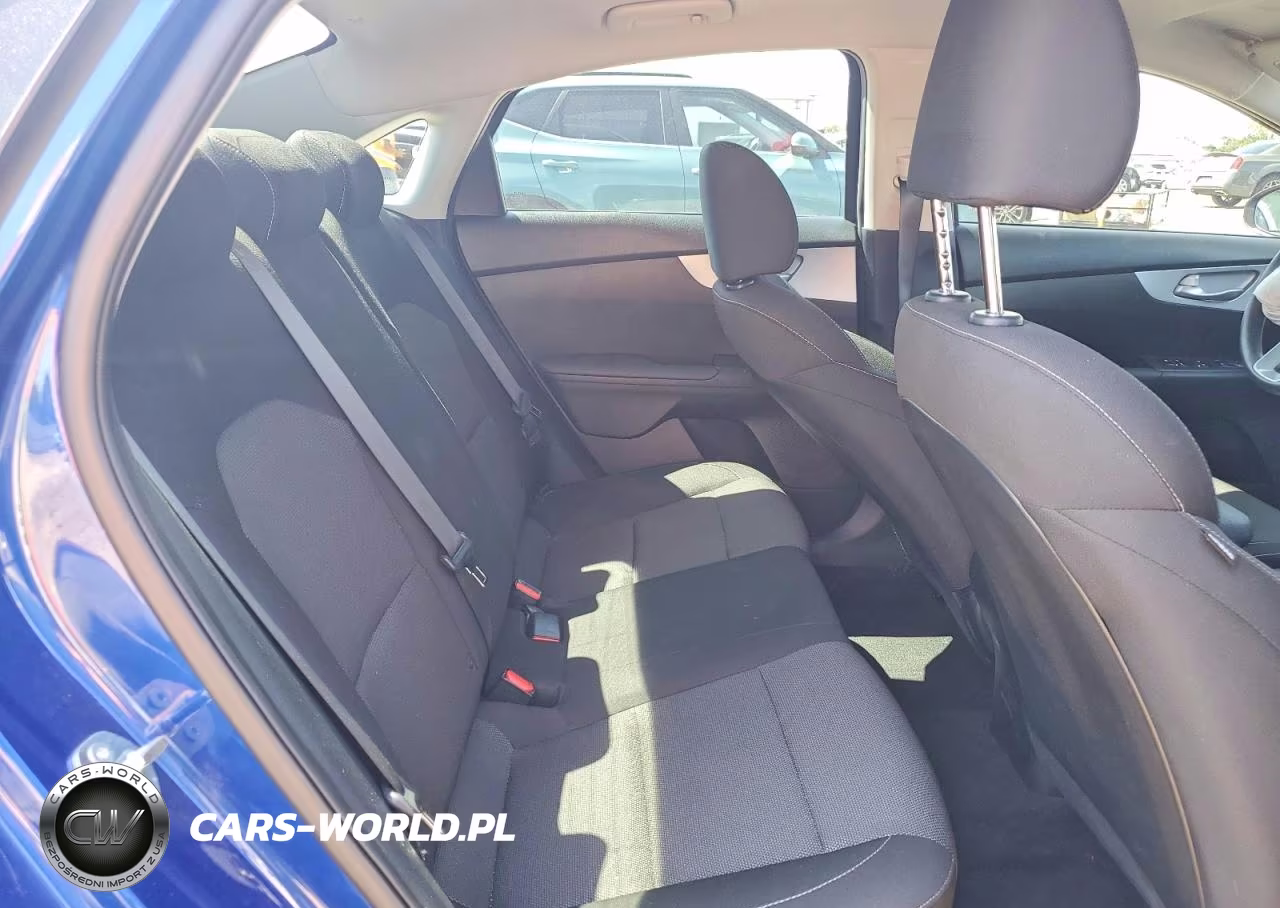 2024 Kia Forte Lxs VIN:3KPF24AD1RE726211 - 10