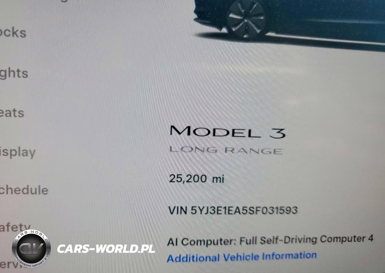 2025 Tesla Model 3 VIN:5YJ3E1EA5SF031593 - 9