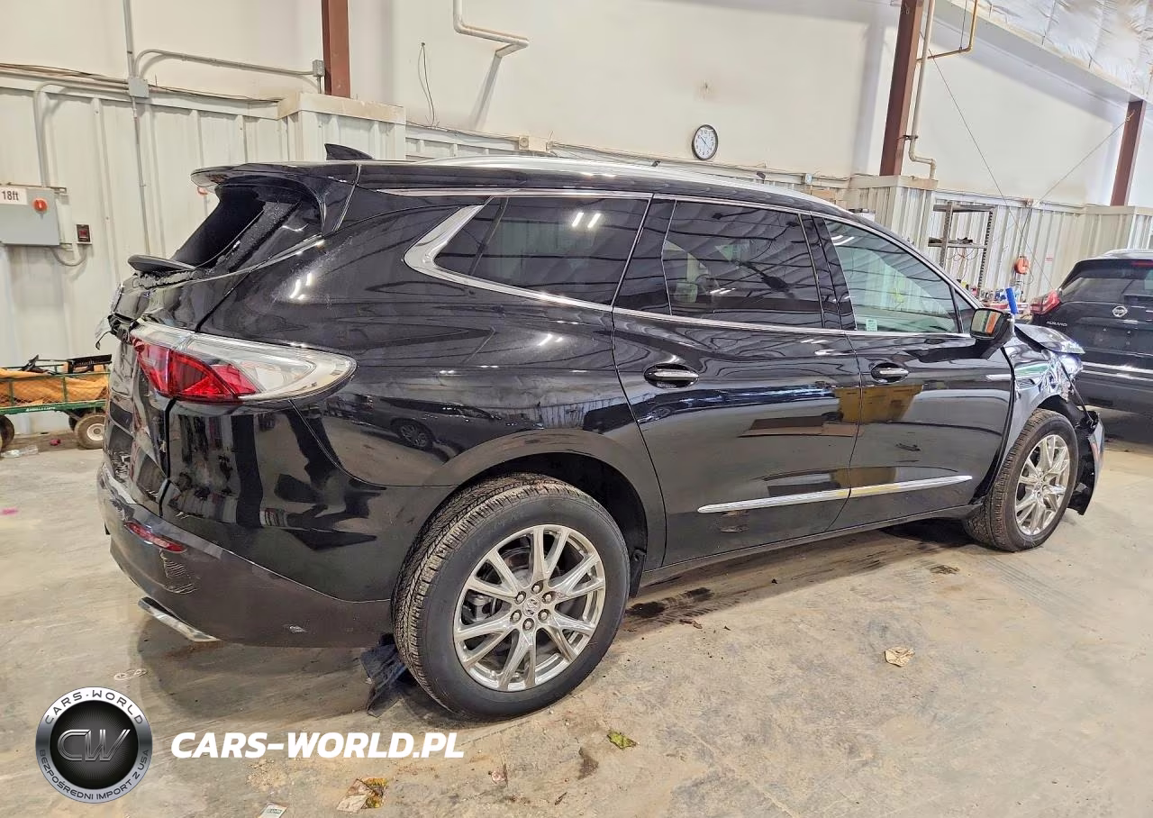 2023 Buick Enclave Premium VIN:5GAEVBKWXPJ142527 - 3