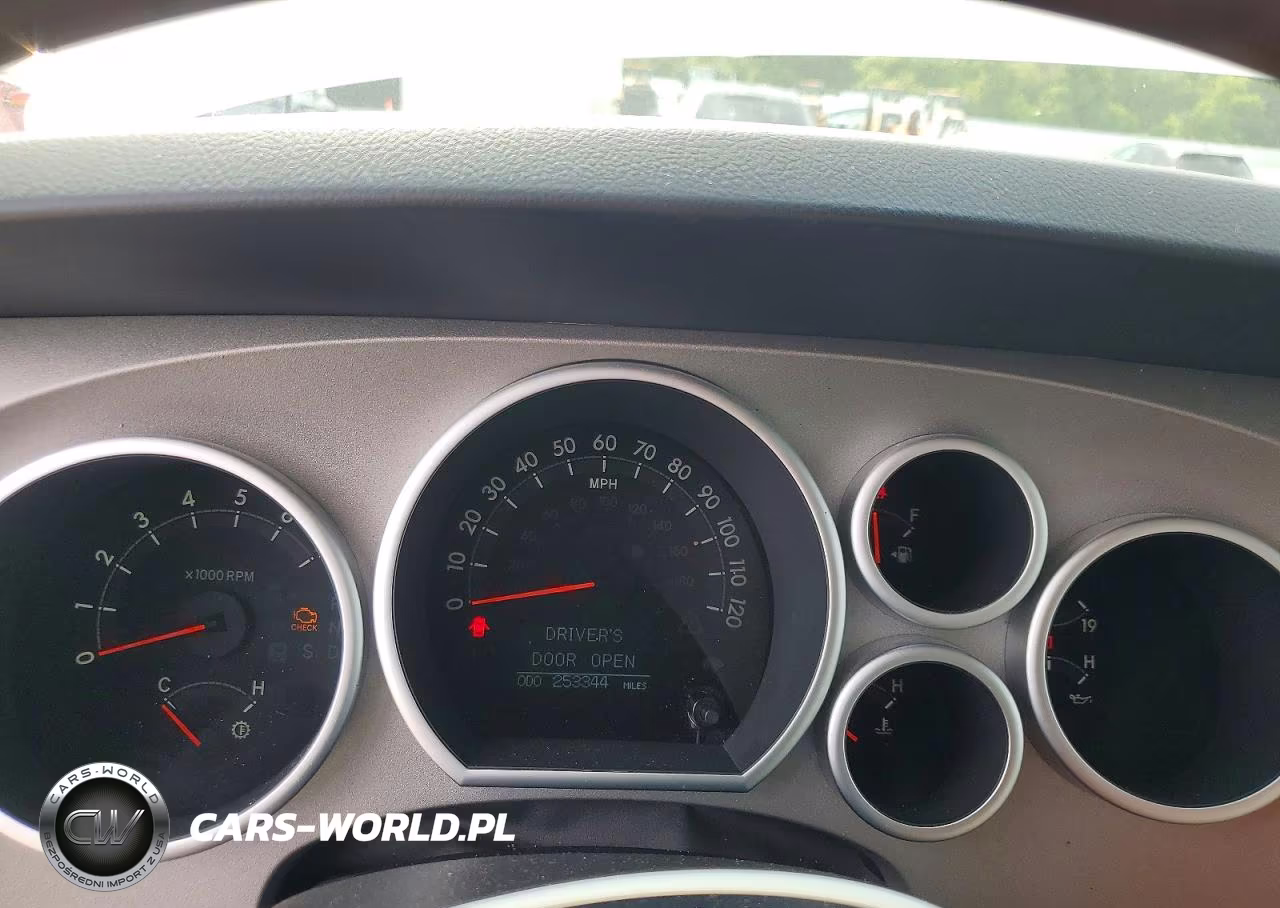 2013 Toyota Tundra Platinum VIN:5TFHW5F1XDX307431 - 9