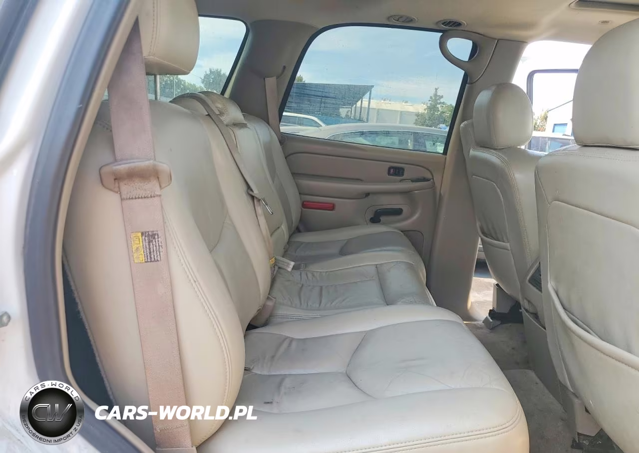2004 Chevrolet Tahoe K1500 VIN:1GNEK13Z74J261584 - 11