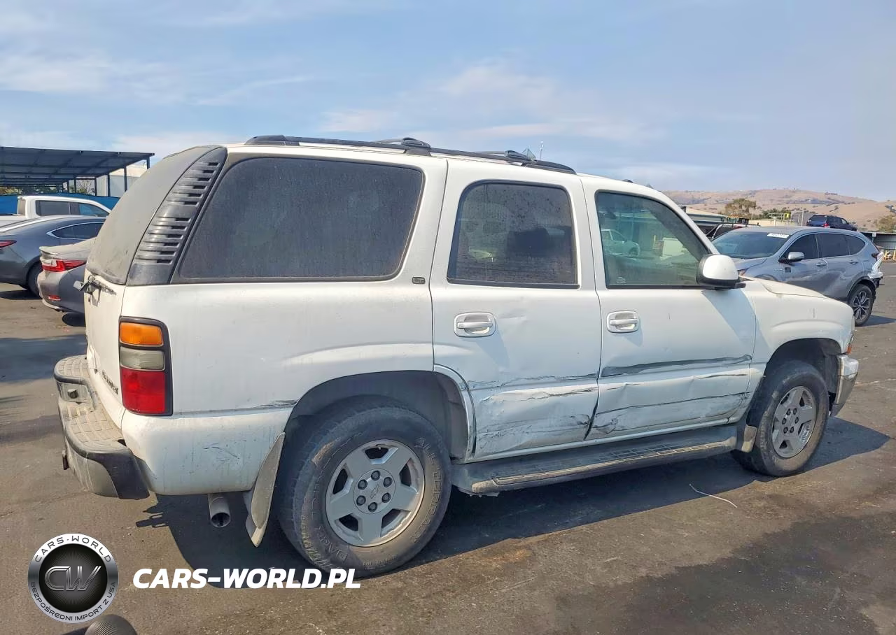 2004 Chevrolet Tahoe K1500 VIN:1GNEK13Z74J261584 - 3