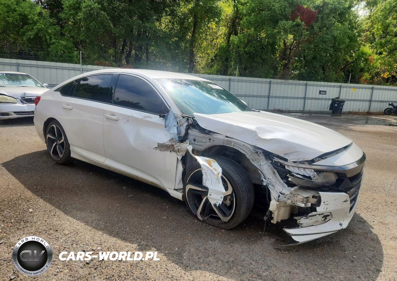 2018 Honda Accord Sport VIN:1HGCV1F3XJA201228 - 4