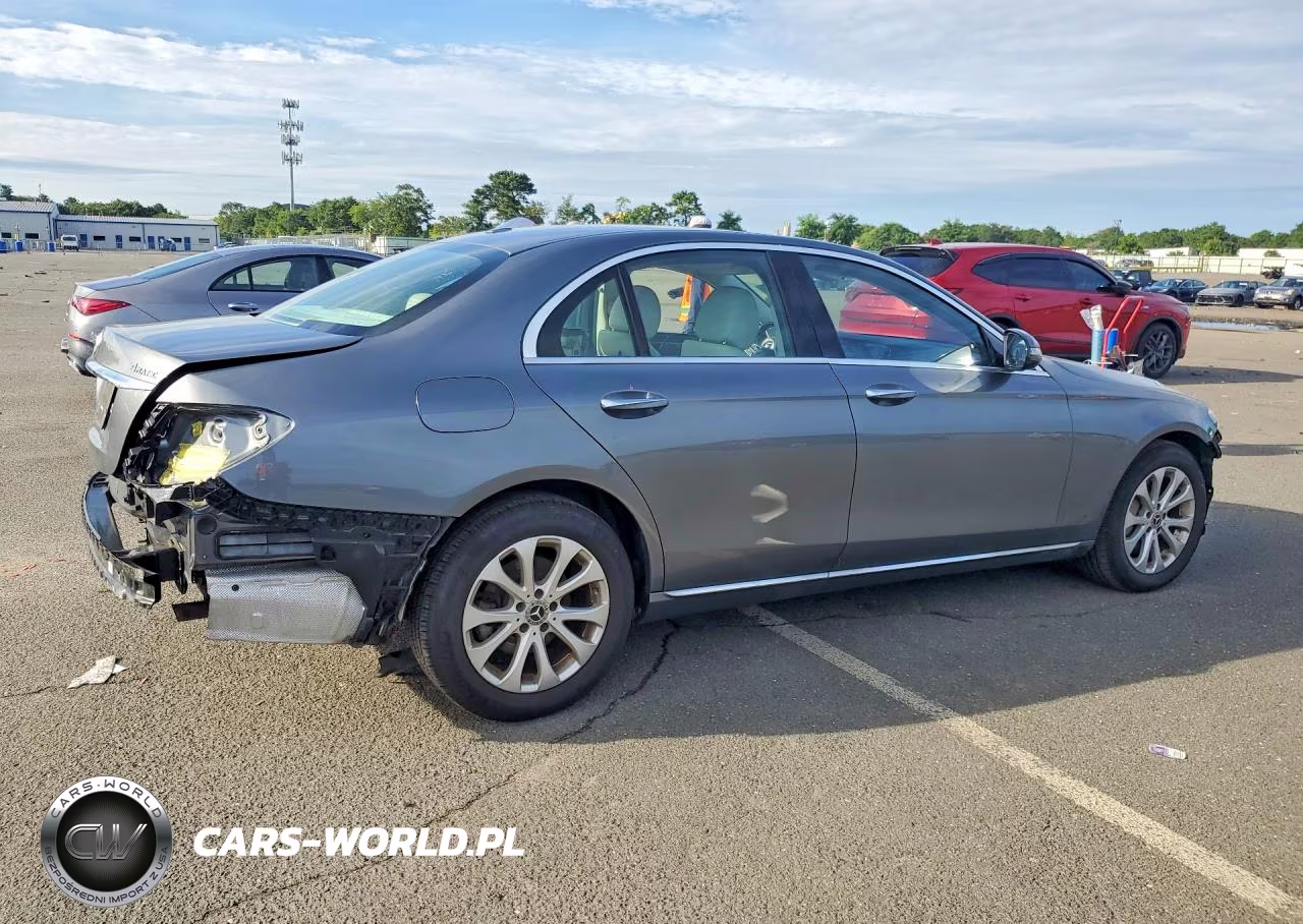 2020 Mercedes-Benz E 350 4Matic VIN:WDDZF8EB1LA734553 - 3