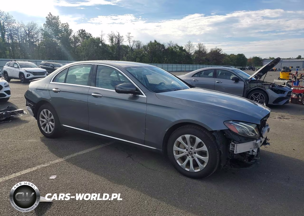 2020 Mercedes-Benz E 350 4Matic VIN:WDDZF8EB1LA734553 - 4