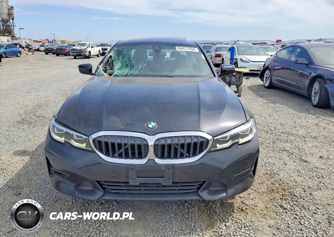 2019 BMW 330I VIN:WBA5R1C54KAK12337 - 5