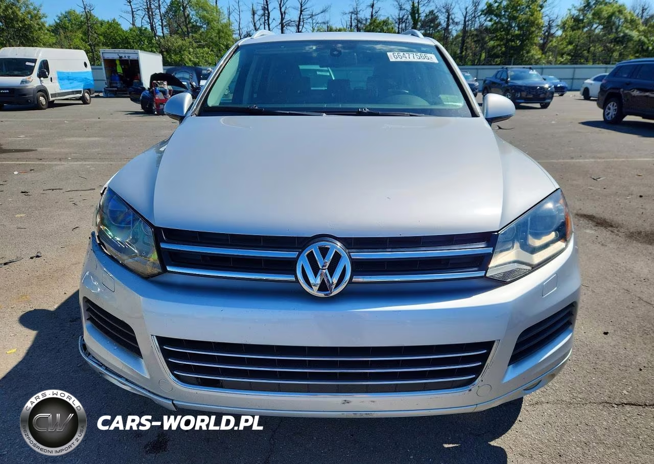 2013 Volkswagen Touareg V6 VIN:WVGEF9BP4DD001309 - 5