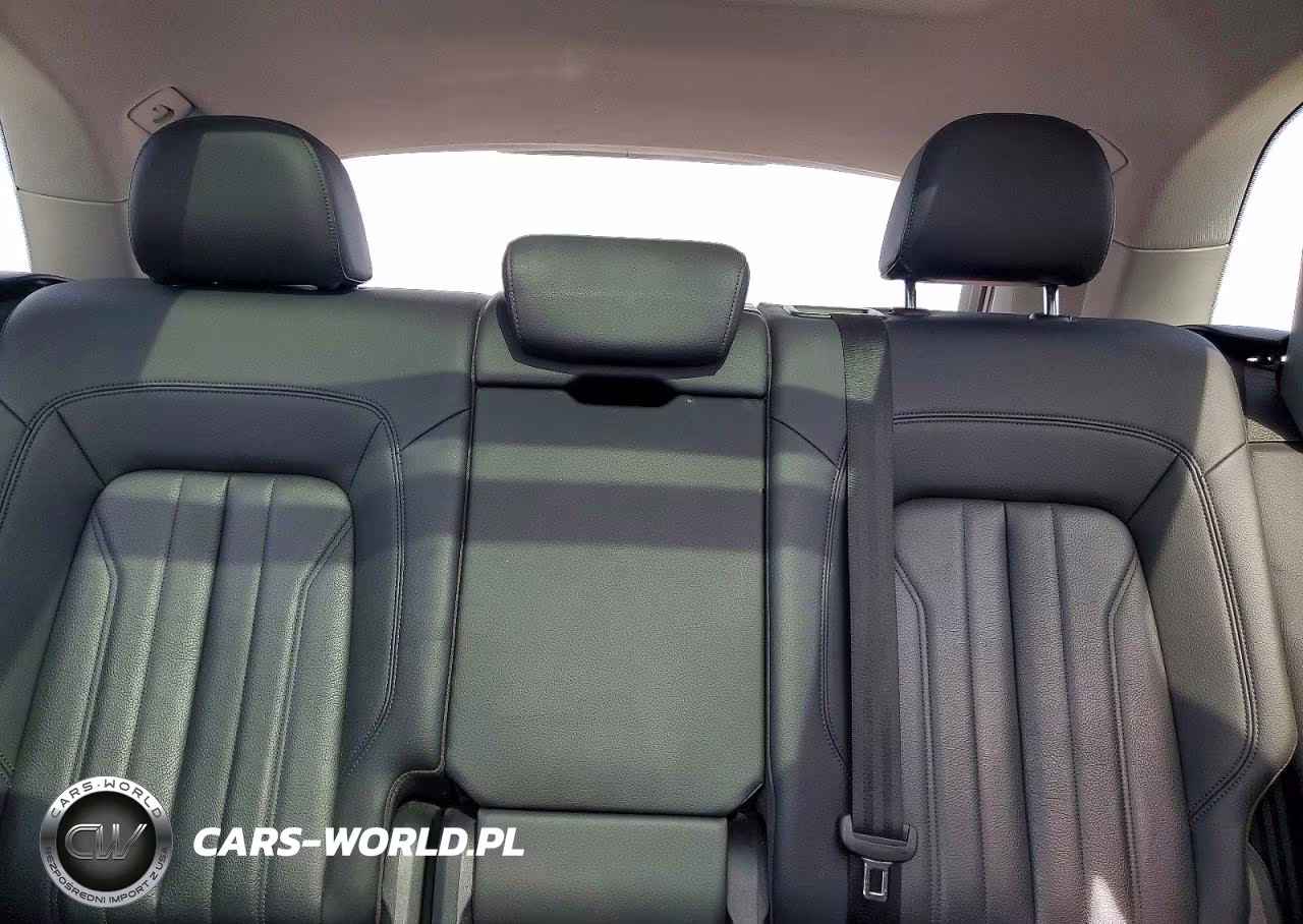 2019 Audi Q5 Premium Plus VIN:WA1BNAFY9K2035859 - 10