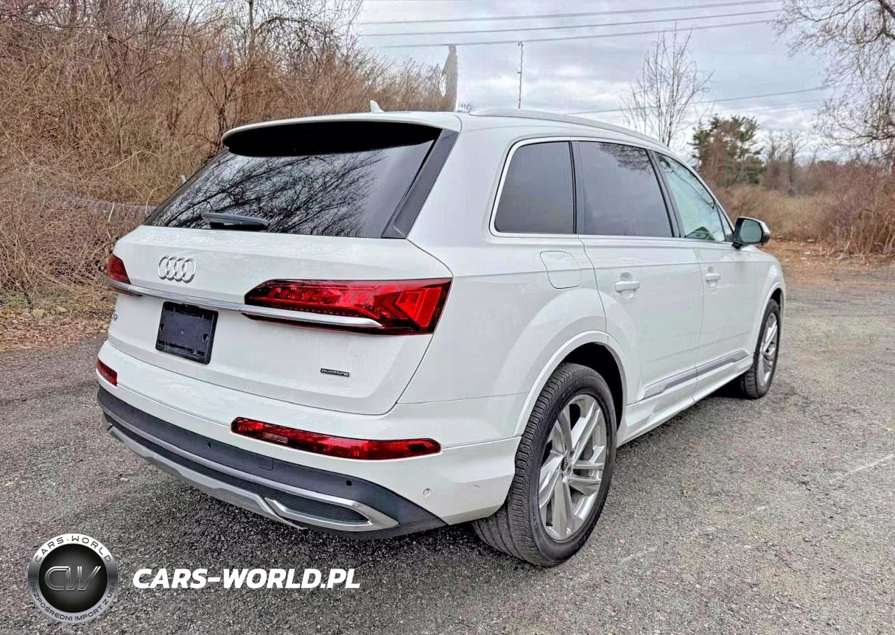 2021 Audi Q7 Premium Plus VIN:WA1LXAF71MD017482 - 4