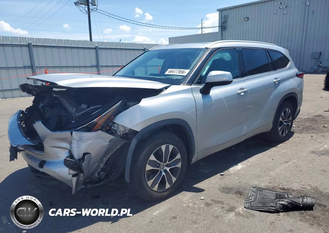 2022 Toyota Highlander Xle – zdjęcie 1 z 12
