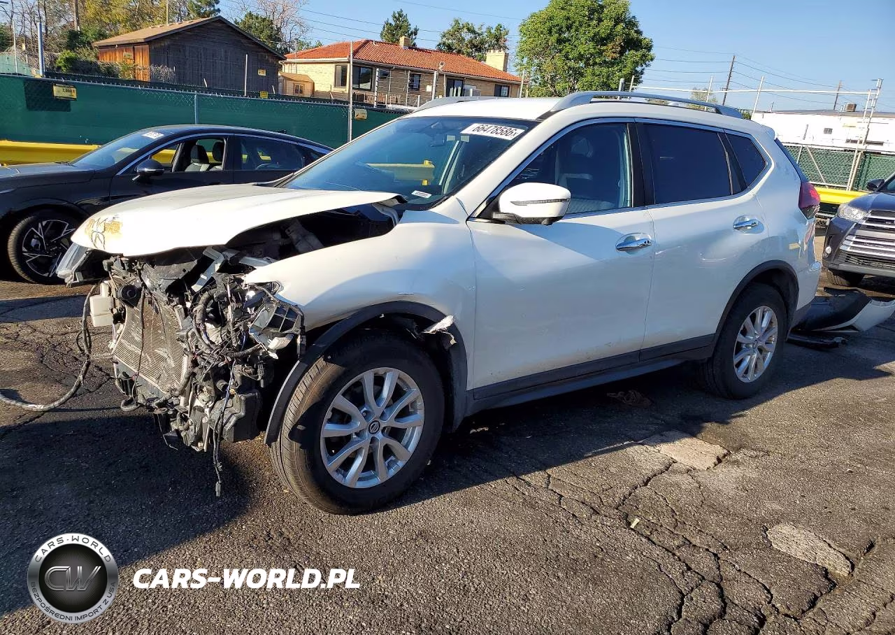 2018 Nissan Rogue Sv