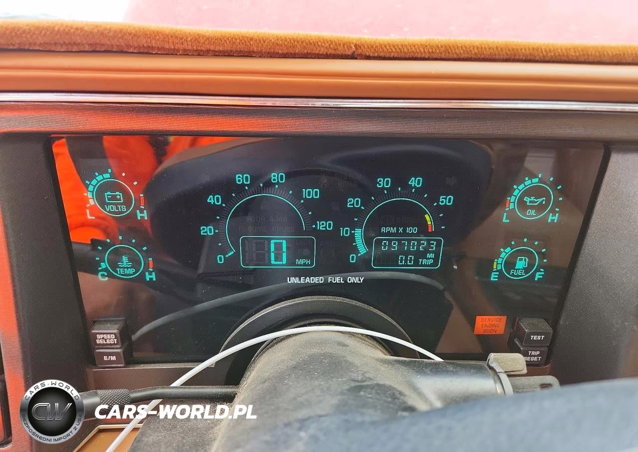 1990 Buick Reatta VIN:1G4EC13C2LB906499 - 9