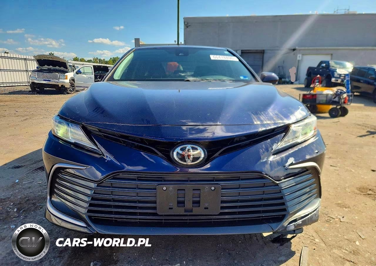 2022 Toyota Camry Le VIN:4T1C11AKXNU061030 - 5