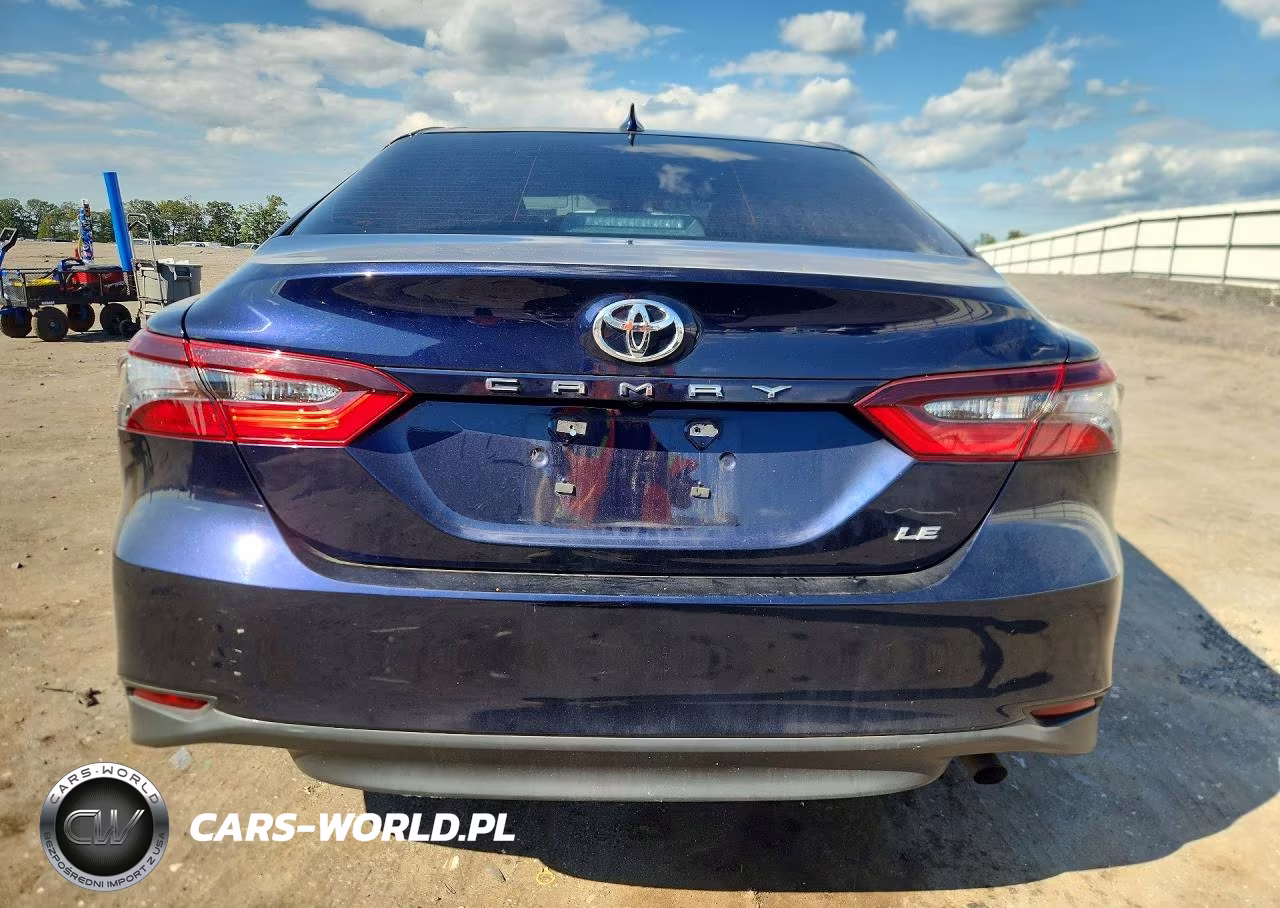2022 Toyota Camry Le VIN:4T1C11AKXNU061030 - 6