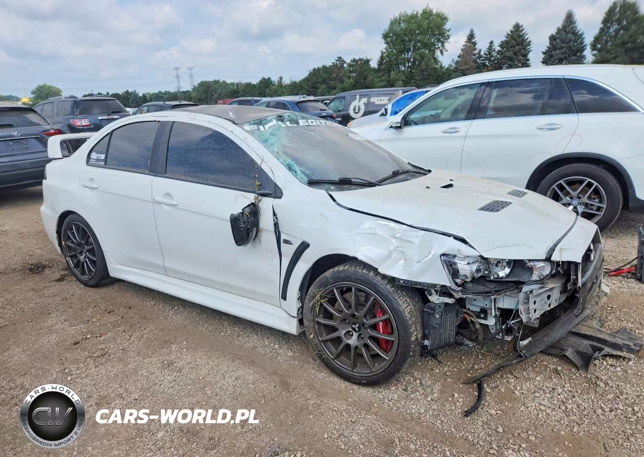2015 Mitsubishi Lancer Evolution VIN:JA32W7FV6FU027710 - 4