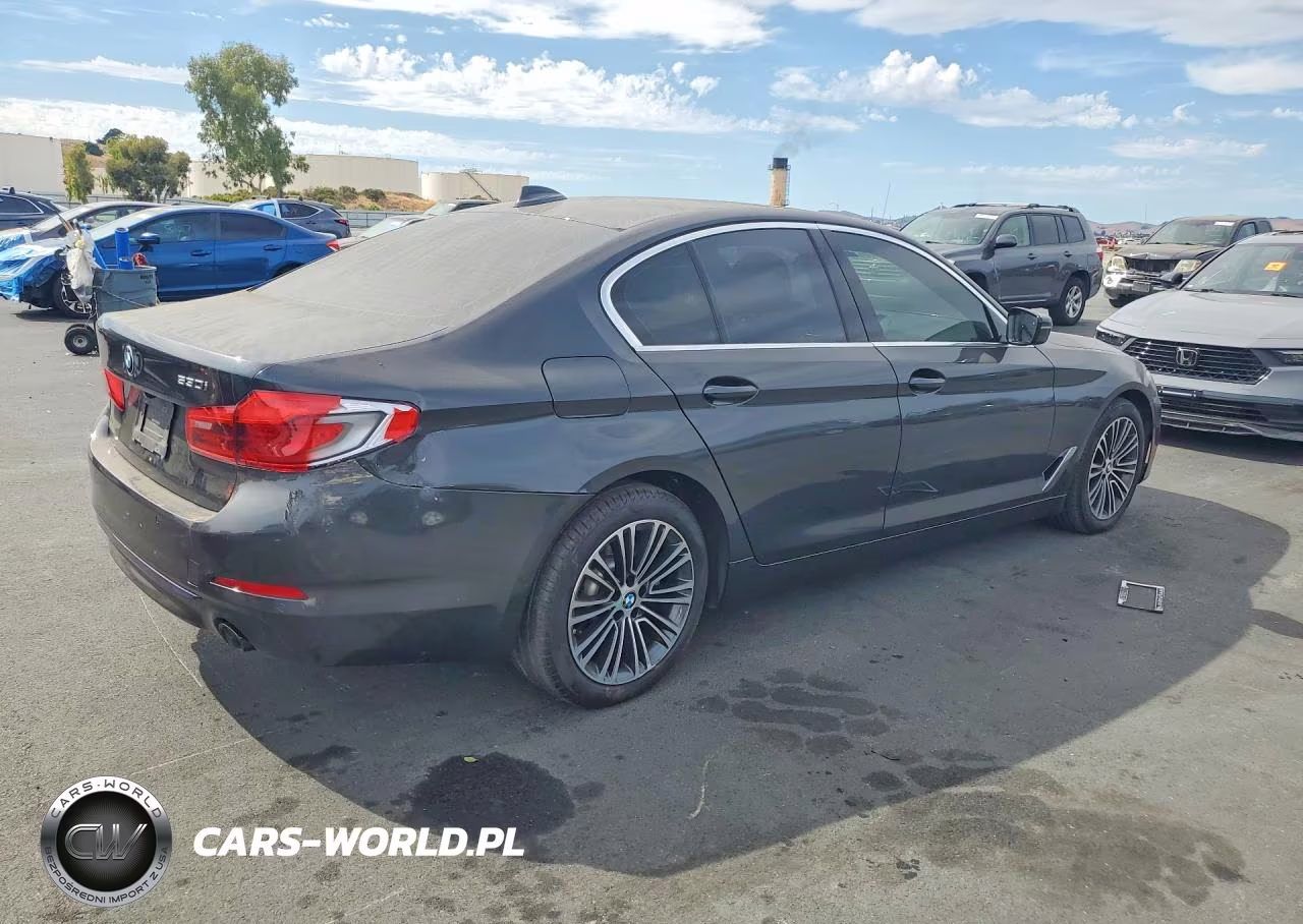 2019 BMW 530 I VIN:WBAJA5C51KBX46905 - 3