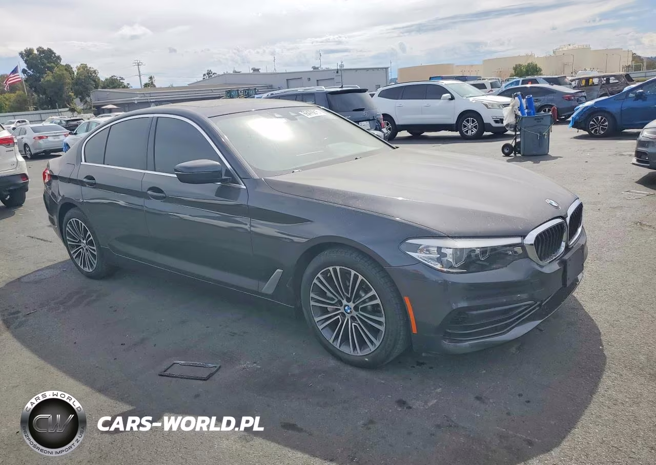 2019 BMW 530 I VIN:WBAJA5C51KBX46905 - 4