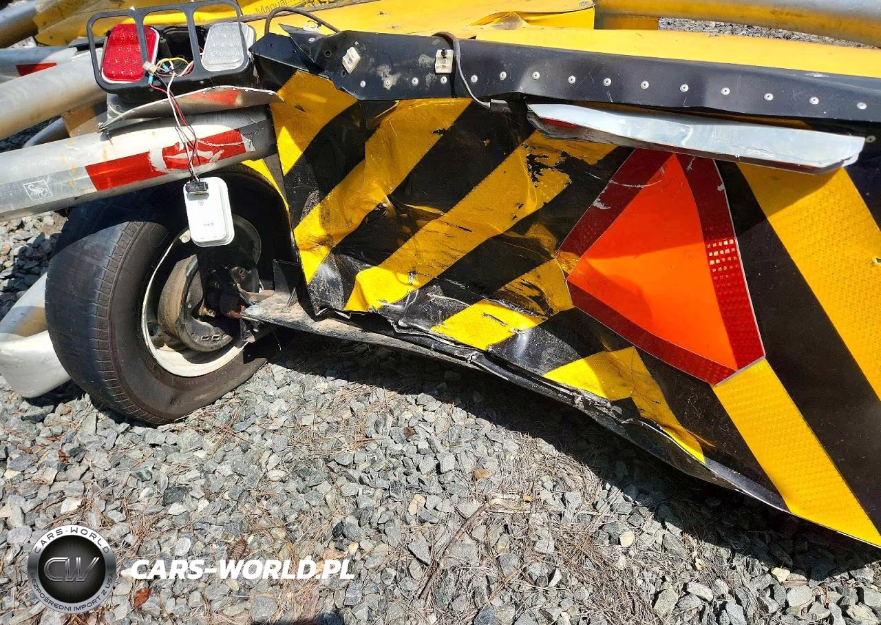 2026 Scorpion Crash Attenuator Trailer VIN:479TA1719H1M72341 - 9