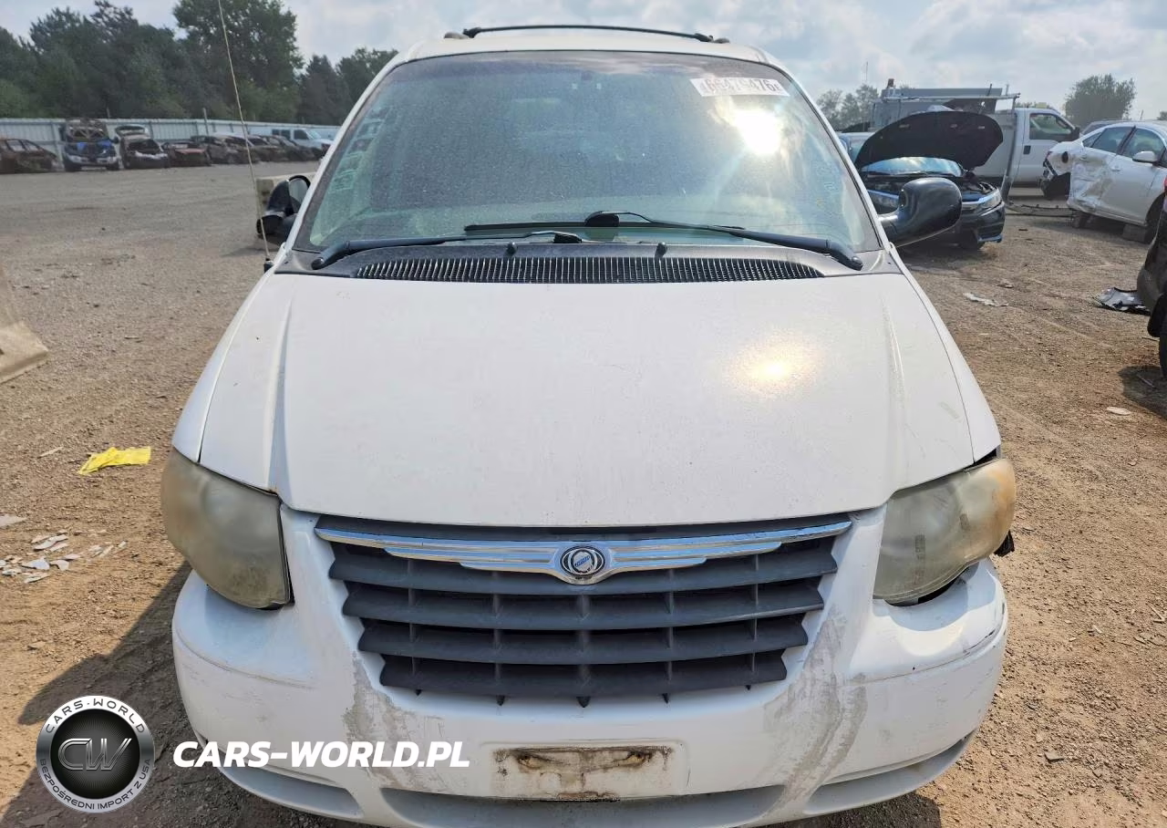 2006 Chrysler Town & Country Touring VIN:2A4GP54L46R851299 - 5
