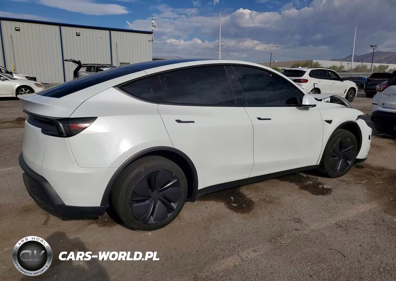 2026 Tesla Model Y VIN:7SAYGDED8TF404996 - 3
