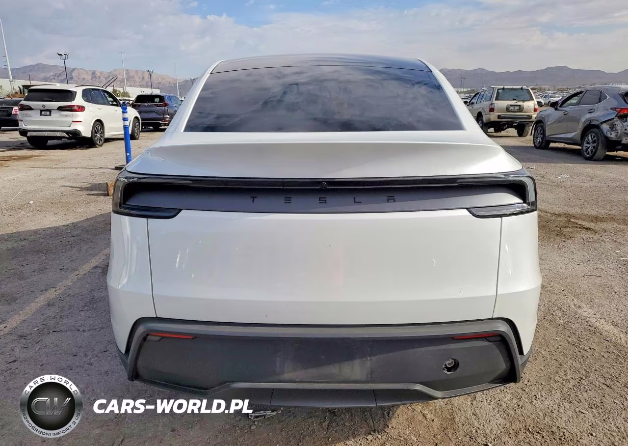 2026 Tesla Model Y VIN:7SAYGDED8TF404996 - 6