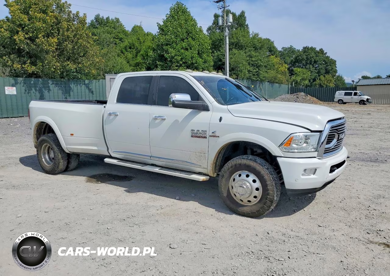 2018 Ram 3500 Longhorn VIN:3C63RRKL4JG394024 - 4