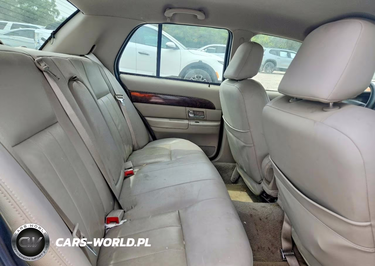 2007 Mercury Grand Marquis Gs VIN:2MEFM74V97X616139 - 10