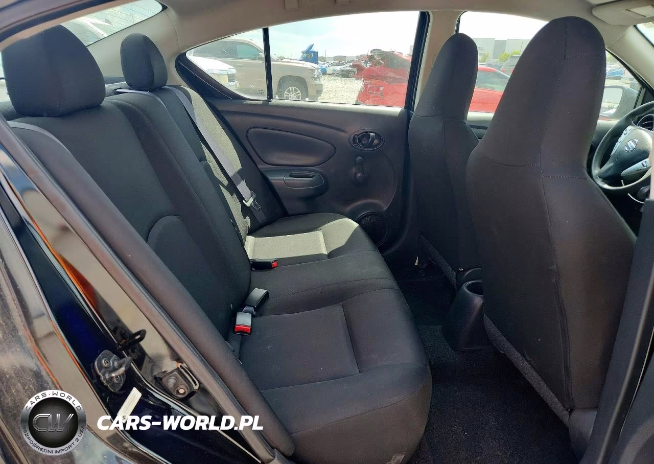 2017 Nissan Versa 1.6 S Plus VIN:3N1CN7AP3HL828841 - 10